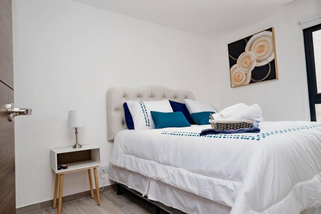 Apartamento De Lujo En Zona 10 グアテマラシティ エクステリア 写真
