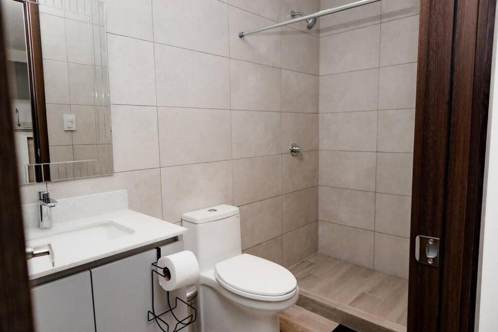 Apartamento De Lujo En Zona 10 グアテマラシティ エクステリア 写真
